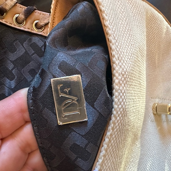 Diane Von Furstenberg Mini Sutra Crossbody - Picture 4 of 13